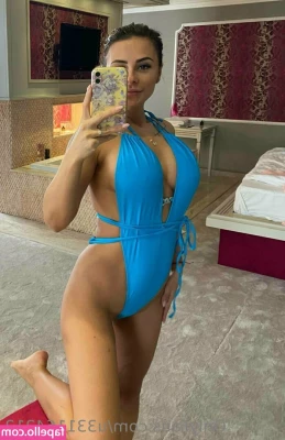 sophie.lovelight [ sophie-lovelight ] - Te gustan mis tetas      Do you like me titis