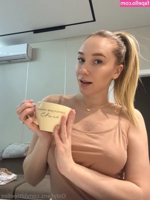 littleellee - Russian Girlfriend     Ready to grant any wish   Dick rates   Always