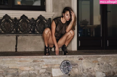 Sandra Prikker [ sandra-prikker ] - I make vids after hotel hookups