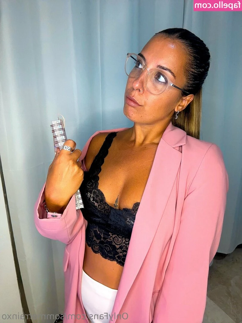 sommerrainxo - Filipina Luna fookin LOVES it rough! 😜 ( turn the sound on) 🔊