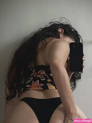 Ayla Da Lua [ ayla-da-lua ] - Gas mask love -   What do you think of the combination with the