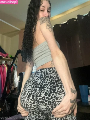 TheBratzWay - What s that  New photos  Who s ready