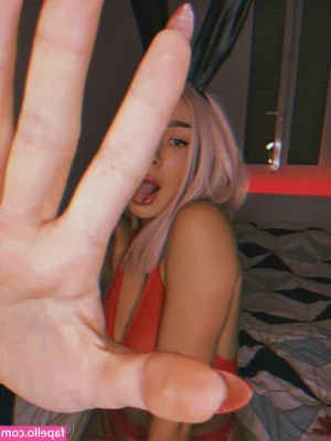 lucia.morris [ lucia-morris ] - FOLLOW MY HOT ARGENTINA   brunettedemon   Your wishes are orders   