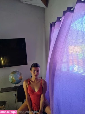 a4uari.ana [ a4uari-ana ] - Are you ready or should I keep them to myself   show me how much you