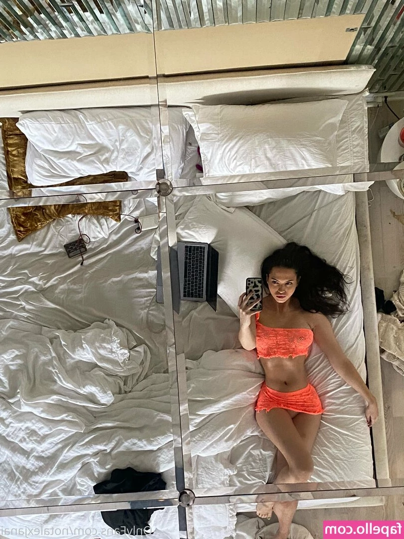 janaixoxo - Will you be my new owner ?🐱