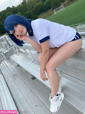 caughtredheadedcosplay - I actually love the way my bush leaves some things up to the