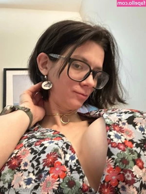 naomireah - Your smile is the best makeup