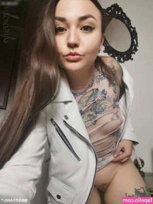 Pink_Hurricane [ pink-hurricane ] - Have yourself a very naughty wank   Open your messages to watch me