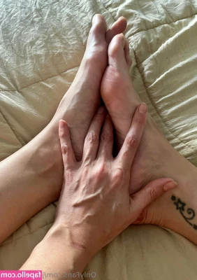 jadeeefoxxx - Good morning    It s so cold today   I felt like you would like to