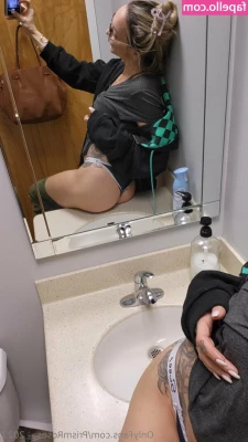 mzrosieb - Hope your having a fun Friday night  Wish I had someone to play with