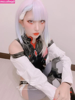 Fantasy Factory [ fantasy-factory ] - I’m having a bad day 😔 it would be amazing if you would cheer me