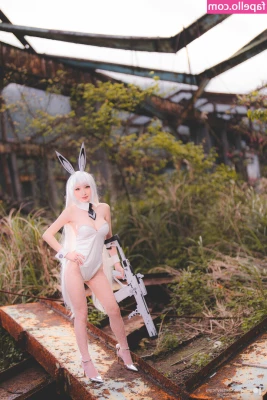 Fantasy Factory [ fantasy-factory ] - Some extras + nudes with my face