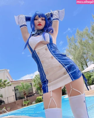 Fantasy Factory [ fantasy-factory ] - Hey Babes   it s been hot  amp  sunny out  so i tried to take some
