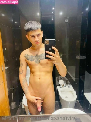 aleksandrrammfree - Did you have dinner  Thai food is so delicious  Wanna try it