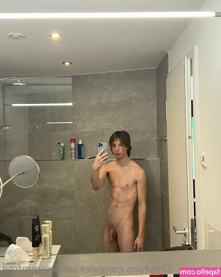 aleksandrrammfree - New video featuring my new favorite creature cock   8 minutes 