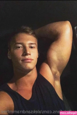 aleksandrrammfree - Feeling sexy is all about attitude. Embrace your confidence, own your