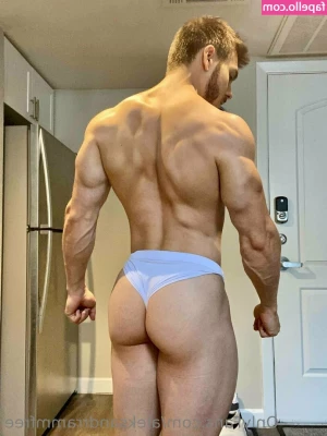 aleksandrrammfree - https onlyfans com 562848489 latinnhot777