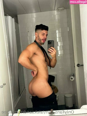 aleksandrrammfree - Got some new content that I’d love to share. Spoil me babes so I