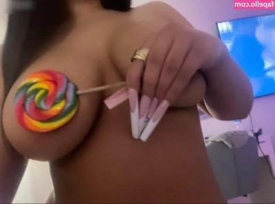 Naughtyoliwia - Os gustaría más contenido así?? 🔥🔥