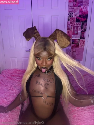 zayasroom - Hi all  We have a 5 minute blow job video with finish available for