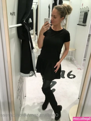 veronicafreee - Your day would definitely be better if you visited my page more often