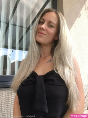 veronicafreee - Are you ready to start a chat    It could be hot fun     Estás listo