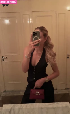 Shania Geiss [ shania-geiss ] - Tanned up ass get your hands on it