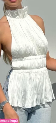 Shania Geiss [ shania-geiss ] - Who likes tan lines