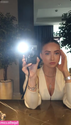 Shania Geiss [ shania-geiss ] - The last video with this sexy outfit is finally ready💖 I might