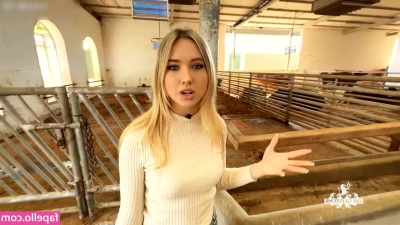 Shania Geiss [ shania-geiss ] - Does my ass look cute ?