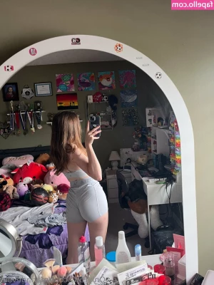 mariadeville - Let me distract you   jjameliz   Cum and pour your cum all over this