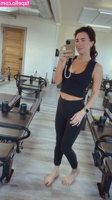 journeywithgemma - Turn off the light and turn me on