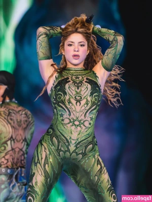 Shakira - a little vpl for you