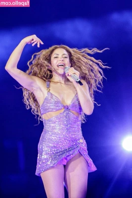 Shakira - Is your appetite anywhere nearly as wet as my pussy... can you hear