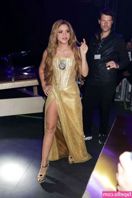 Shakira - New video! 🍑🥵👌❤️
