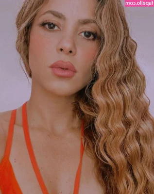 Shakira - who wants the full video
