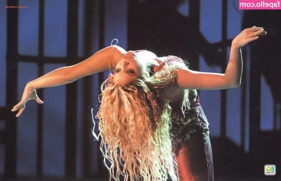 Shakira - 𝘾𝙪𝙢 𝙖𝙣𝙙 𝙛𝙚𝙚𝙡 𝙢𝙮