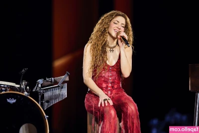 Shakira - How do you feel about bodysuits? @anakaliyah