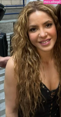Shakira - Nouveauté prochainement 😘 New soon😘