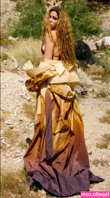Shakira - Shot a bunch of new stuff with my love @casteelsfeels and it’s some