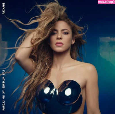 Shakira - Visto che domani avrò il ciclo sono venuta masturbandomi con dildo e