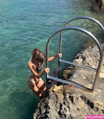 Sydney Ramolla [ sydney-ramolla ] - Check her out  https onlyfans com maskedlilifree rec 90055201
