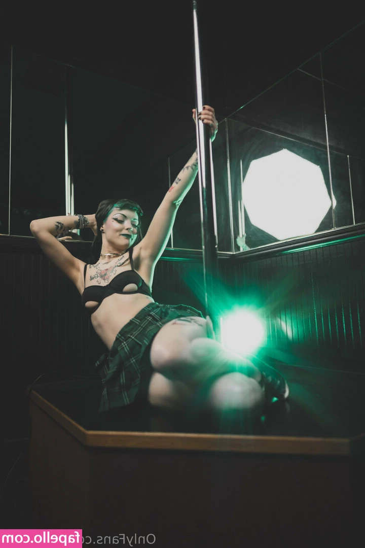 vixeyvex - Espera el nuevo contenido de mañana amor