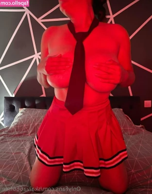 skaiva666free - Will you give this ass some spanking?💦😈