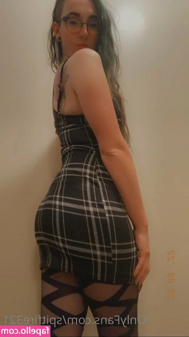 spitfire321 - Happy Sunday babes  I am so excited I have almost reached my goal of