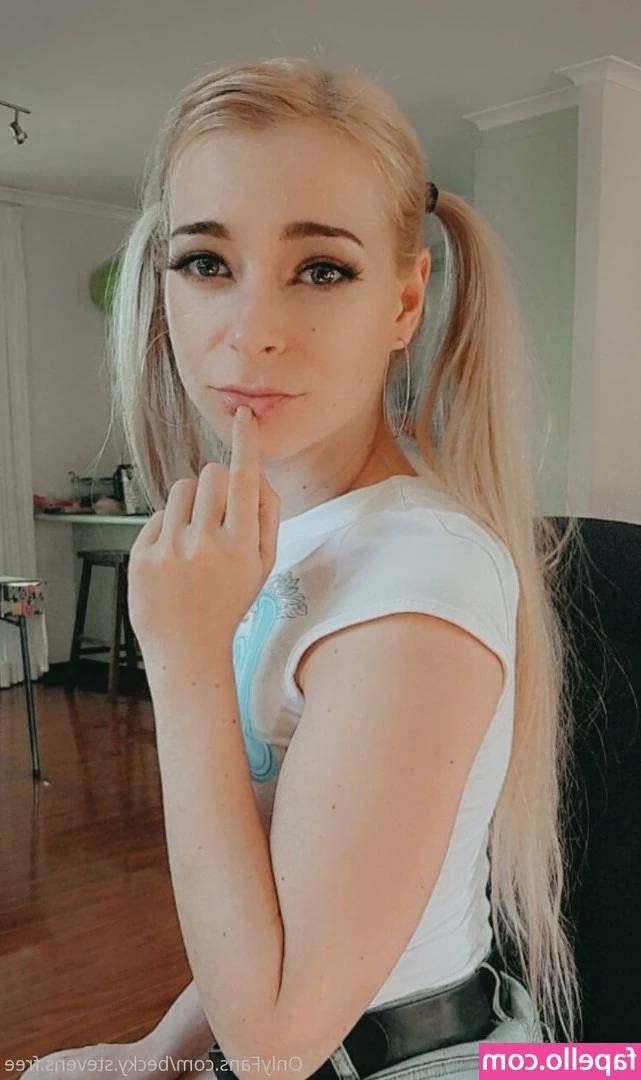 becky.savage.free [ becky-savage-free ] - Happy Sunday 💗