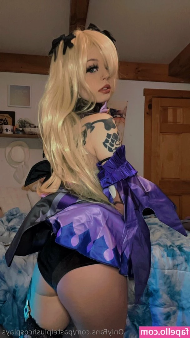 pastelplushcosplays - Deal of the day   Buy 8 pics get a free full video of your choice
