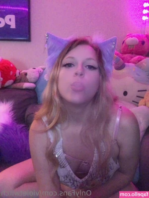 violetwitchcosplay - Happy Friday, does anybody want help with hanging some shelves? I’m