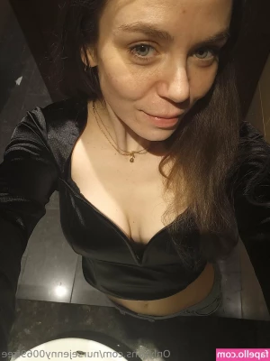 nursejenny0069free - abe...Want to see me moaning your name on LIVE STREAM?❤️Write