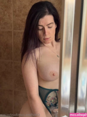 BustyCiara - I had so much fun on my last muscle worship session that I wanted to